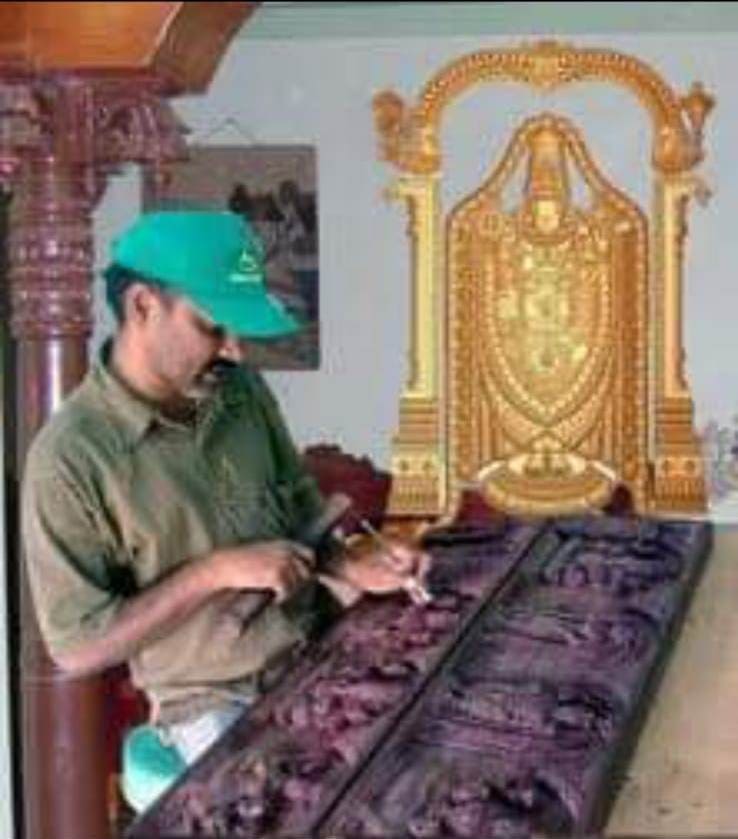 vishwa wood carving in karaikudi